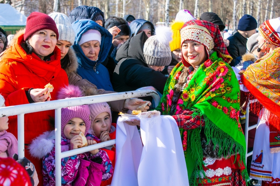 Нижнекамск народы.